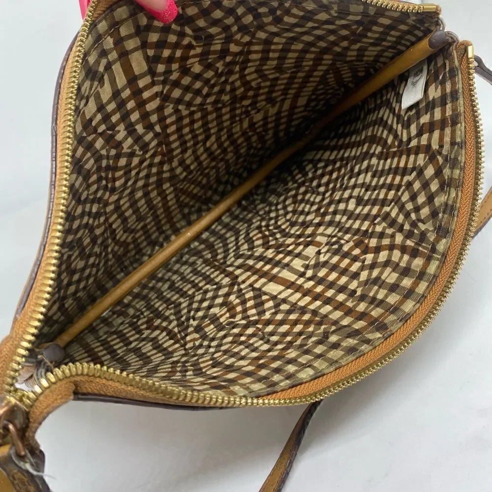 MCM authentic Cognac visetos zip Pouch entrupy COA